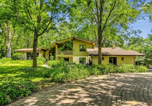 Why Cash Home Buyers In Pontiac Are Embracing Green Homes